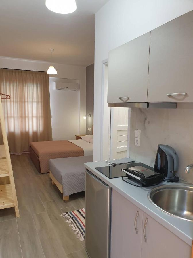 Apart-Hotel Llazari Himare Ngoại thất bức ảnh