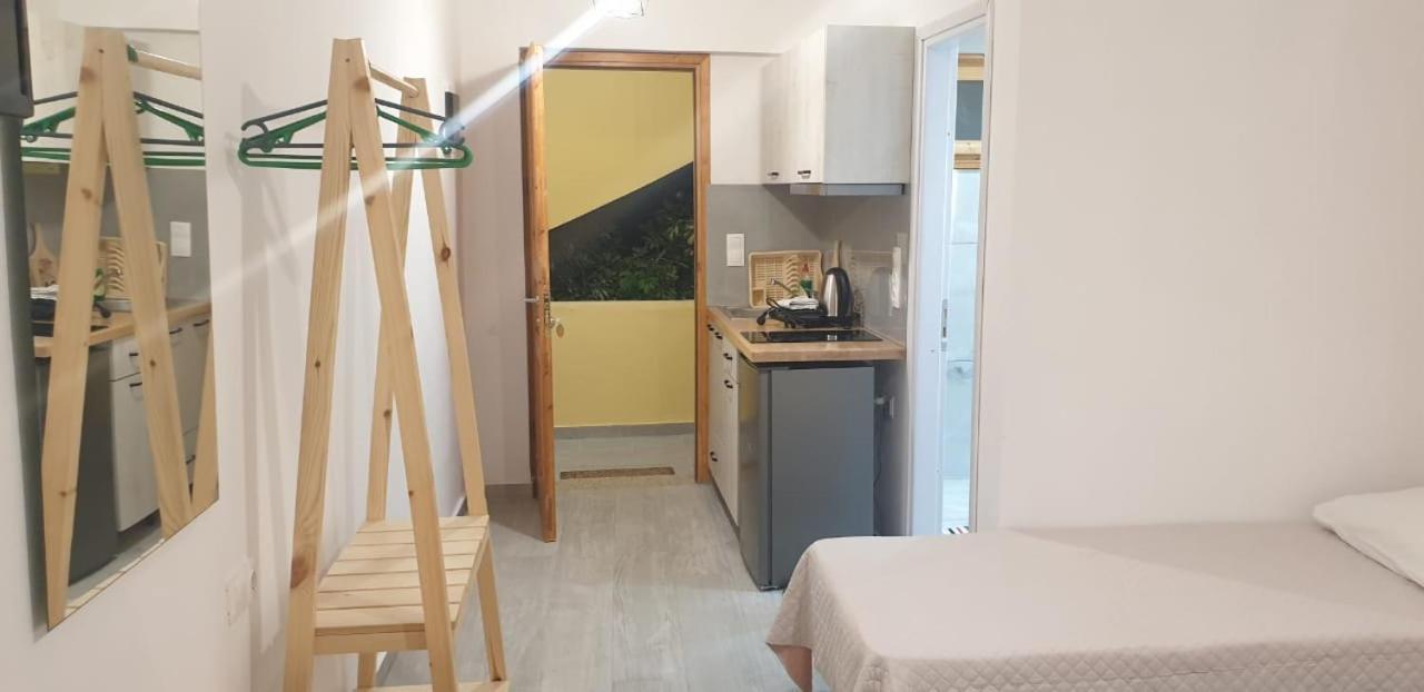 Apart-Hotel Llazari Himare Ngoại thất bức ảnh