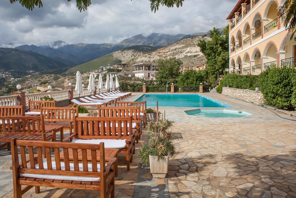 Apart-Hotel Llazari Himare Ngoại thất bức ảnh