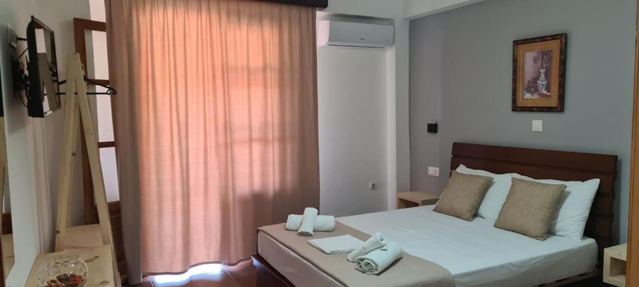 Apart-Hotel Llazari Himare Phòng bức ảnh